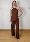 Conjunto blusa assimétrica e calça pantalona