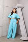 Conjunto blusa e calça azul claro