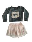 Conjunto Blusa Manga Longa e Saia Conjunto Blusa Manga Longa e Saia