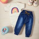 Conjunto Body Curto Com Calça Jogger Arco-íris Boho Conjunto Body Curto Com Calça Jogger Arco-íris Boho