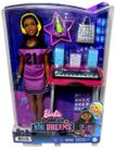 Conjunto Boneca Barbie Menina Morena Negra Brooklyn Cabelo Com Dreads - Estúdio Musical - Acompanha Mini Acessórios - Mattel Conjunto Boneca Barbie Menina Morena Negra Brooklyn Cabelo Com Dreads - Estúdio Musical - Acompanha Mini Acessórios - Mattel