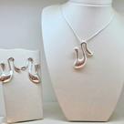 Conjunto brinco + colar organico rafaela banhado em prata 925 Conjunto brinco + colar organico rafaela banhado em prata 925