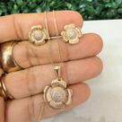 Conjunto Brincos E Colar Flor Com Zirconia Folheado A Ouro