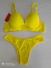 Conjunto calcinha e sutia amarelo tamanho único P ao GG Conjunto calcinha e sutia amarelo tamanho único P ao GG