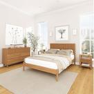 Conjunto Cama Casal com 2 mesas de cabeceira e Cômoda Oiti CabeCasa MadeiraOriginals