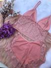 Conjunto camiseta e short doll com renda e sem bojo sensual e confortável