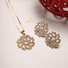 Conjunto Colar e Brinco Esfera Cravejada folheada a ouro semijoia