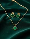 Conjunto Colar E Brinco Trevo Verde Folheado Conjunto Colar E Brinco Trevo Verde Folheado