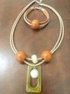 Conjunto colar e pulseira couro