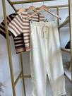 Conjunto com blusa saia