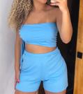 Conjunto cropped amarrações e short cintura alta em cores vibrantes