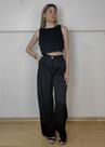 Conjunto cropped e calça pantalona Conjunto cropped e calça pantalona