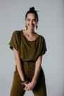 Conjunto Cropped e Calça Verde Militar Conjunto Cropped e Calça Verde Militar
