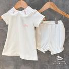 Conjunto Curto Malha Tricotada - Blusa c/ Gola Bordado Flores e Bermuda Off White