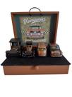 Conjunto de 04 miniaturas de veículos com Mini Cooper
