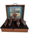 Conjunto de 05 Miniaturas de Embarcações em metal com Timão
