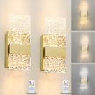 Conjunto de 2 arandelas de parede modernas operadas por bateria em ouro escovado Iluminação de parede LED de latão recarregável com sombra de acrílico, luminárias Art Déco sem fio para quarto/sala de estar