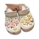 Conjunto De Acessórios Avançados Para Sapatos: Berloques Coloridos De Flor De Cerejeira DIY Com Conjunto De Acessórios Avançados Para Sapatos: Berloques Coloridos De Flor De Cerejeira DIY Com