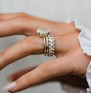 Conjunto de anéis de Noivado e Casamento Folheado a Ouro 18k com pedraria