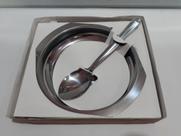 Conjunto de Arroz em aço inox. Contém duas pçs: 1 cumbuca de aço inox + 1 colher de aço inox