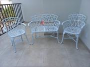 Conjunto de Banco e 2 Poltronas Para Jardim Viena em Alumínio Fundido Unifer Móveis