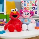 Conjunto de bichos de pelúcia Just Play Sesame Street Elmo Abby 20cm