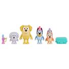 Conjunto de bonecos Bluey Pass The Parcel com Bingo, Lucky's Dad e Lila
