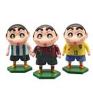 Conjunto de bonecos de futebol Crayon Shin-chan PVC 14cm Argentina Portugal Brasil