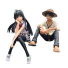 Conjunto de bonecos One Piece Luffy e Yukino Yukinoshita em pose sentada