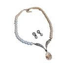 Conjunto de Brincos e Colar com Strass e Pérolas Retangulares - Estilo Vintage Luxuoso para Casamento