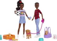 Conjunto de brinquedos Barbie It Takes Two e acessórios com gêmeos