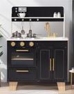 Conjunto de cozinha Play ROBUD de madeira em estilo mármore com fogão para crianças