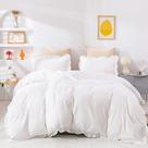 Conjunto de edredom CLOTHKNOW White Ruffles em tamanho real com 2 fronhas