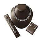 Conjunto De Joias Femininas Com Pérolas E Strass 4 Peças: Colar, Brincos E Pulseiras - Acessórios