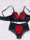 Conjunto de lingerie em tule bordado coração Conjunto de lingerie em tule bordado coração