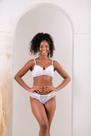 Conjunto de lingerie luxo tanga, de poliamida isa, com bojo.