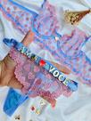 Conjunto de lingerie personalizável fio borboleta em tule com coração azul com rosa