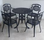 Conjunto de Mesa Para Jardim Firenze Mesa 80 cm e 4 Poltronas em Alumínio Fundido Unifer Móveis Conjunto de Mesa Para Jardim Firenze Mesa 80 cm e 4 Poltronas em Alumínio Fundido Unifer Móveis