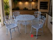 Conjunto de Mesa para Jardim Viena com Mesa de 1,00 M e 4 Poltronas em Alumínio Fundido Unifer Móveis Conjunto de Mesa para Jardim Viena com Mesa de 1,00 M e 4 Poltronas em Alumínio Fundido Unifer Móveis