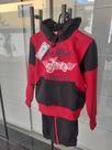 conjunto de moletom com capuz numero 2 vermelho e preto