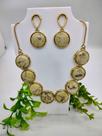 Conjunto de pedras naturais brasileira howlita amarela