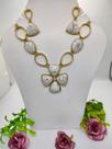 Conjunto de pedras naturais howlita