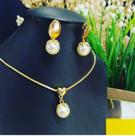 Conjunto de Pérolas Gargantilha Brincos, A união perfeita entre delicadeza e sofisticação. Um kit clássico que nunca sai de moda.