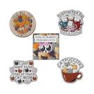 Conjunto De Pins De Esmalte Com Desenhos Animados Fofos De Anime, Capivara, Gato Preto, Dados,