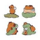 Conjunto De Pins De Esmalte Com Desenhos Animados Fofos De Anime, Capivara, Gato Preto, Dados,