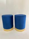 Conjunto de Puff com detalhes dourado no rodapé - Para sala de estar - Azul Bic Suede Conjunto de Puff com detalhes dourado no rodapé - Para sala de estar - Azul Bic Suede