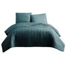 Conjunto de roupa de cama Benzara Queen de 3 peças de poliéster azul enrugado