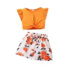Conjunto De Roupas Para Meninas Adolescentes Com Top Cropped Laranja E Shorts Com Estampa De Flores Conjunto De Roupas Para Meninas Adolescentes Com Top Cropped Laranja E Shorts Com Estampa De Flores