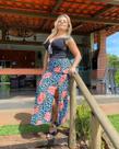 Conjunto de saia com cropped,varias estampas e cores na malha,veste 40 a0 42.