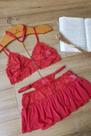 Conjunto de Sainha em Tule e Renda + Coleira de Corrente